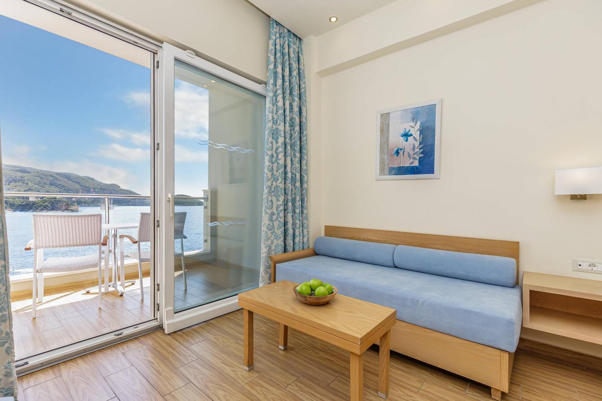 Akrotiri Beach Resort Hotel - Adult Friendly Paleokastritsa Exterior photo A room at the hotel